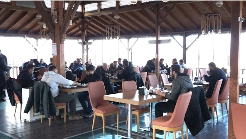 Malatya Sofrası Yoğun İlgi Görüyor: Vatandaşların Lezzet Durağı Oldu 