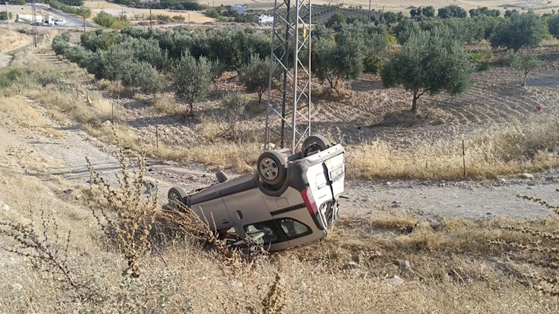 Adıyaman’da feci kaza:1’i ağır 4 yaralı  - Videolu Haber