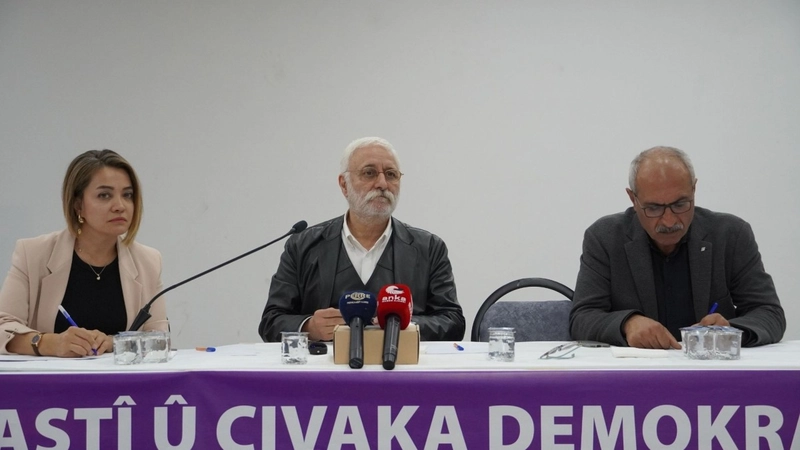 Milletvekili Oluç Adıyaman’da konuştu: ‘İktidar konuşmak isterse konuşuruz, Kılıçdaroğlu’yla bir çay içmek için beş ay uğraştık’  - Videolu Haber