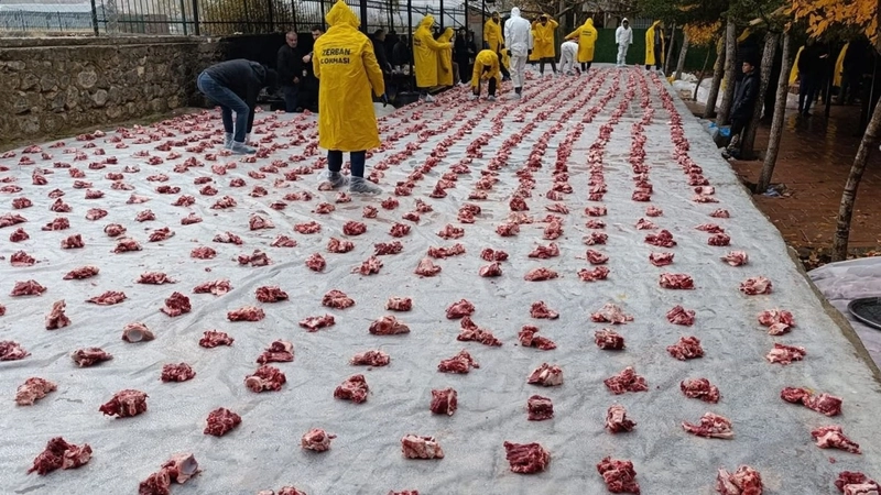 180 Yıllık Zerban Lokması Geleneği Bulam’da Büyük Katılımla Yaşatıldı 