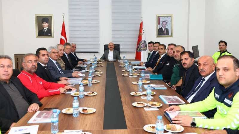 Adıyaman’da ‘Kış Mevsimi Trafik Tedbirleri Toplantısı’ gerçekleştirildi 