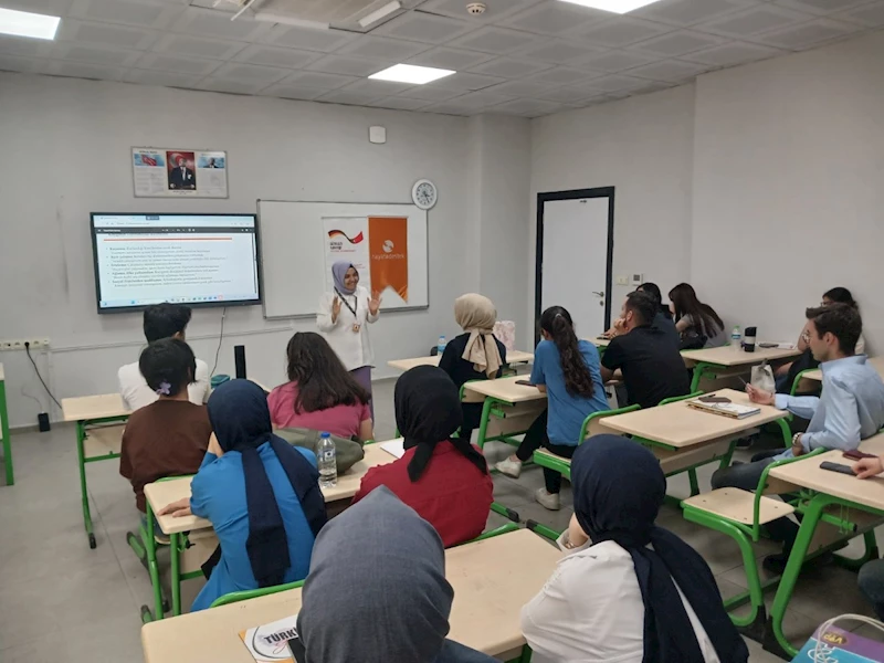 YKS öğrencilerine sınav kaygısına karşı destek eğitimi 
