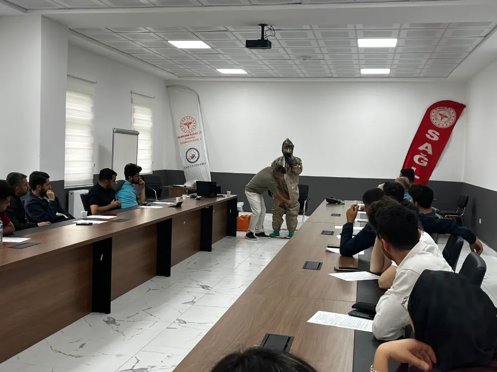 Sağlık çalışanlarına yönelik KBRN eğitimi devam ediyor