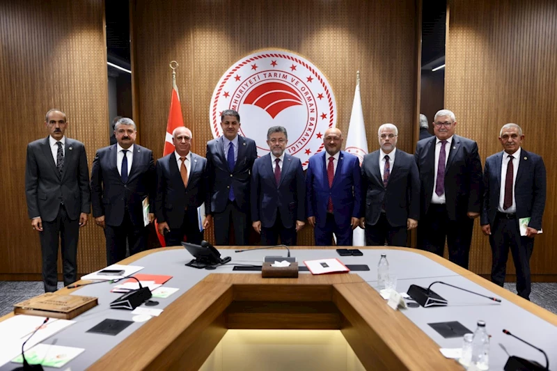 Adıyaman Milletvekilleri ve Ziraat Odası Başkanları Tarım ve Orman Bakanı ile görüştü 