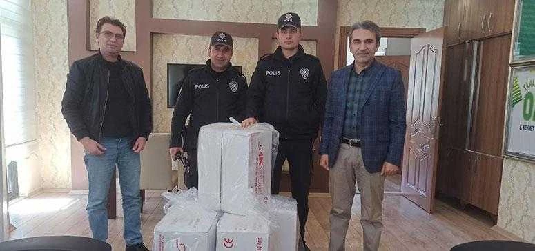 Besni Belediyesinden Emniyet Teşkilatına 10 Bin Adet Maske